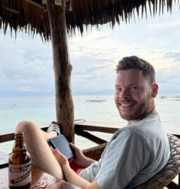 nic beach